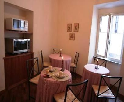 B&B Vicolo Vecchio Terracina Eksteriør billede