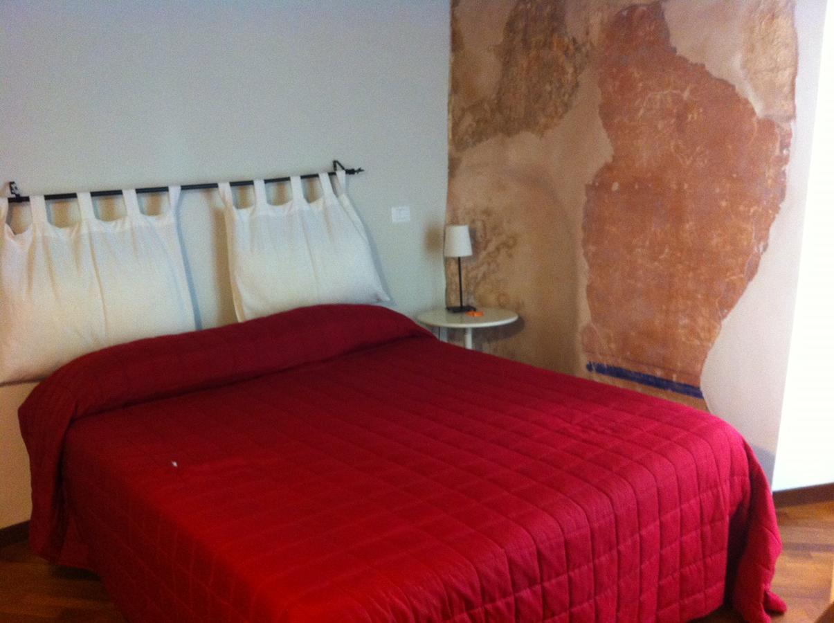 B&B Vicolo Vecchio Terracina Eksteriør billede