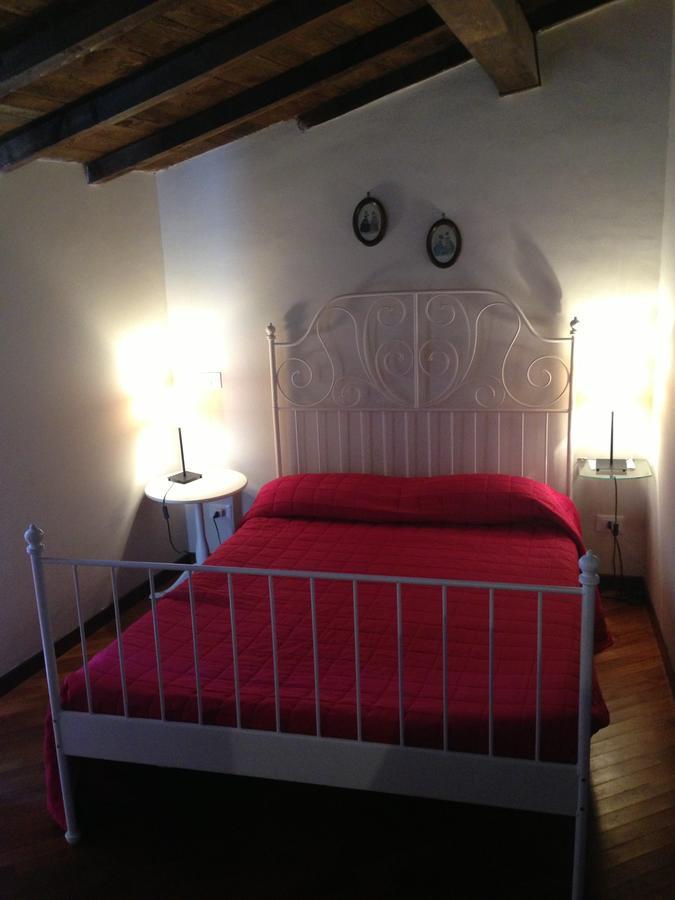 B&B Vicolo Vecchio Terracina Eksteriør billede